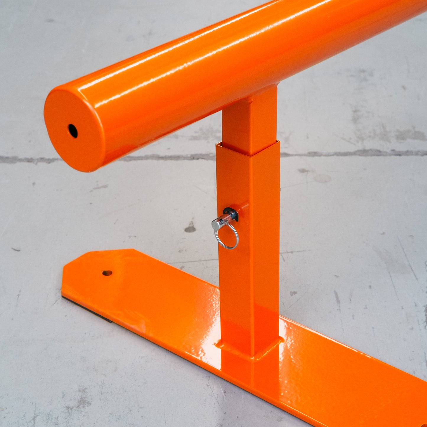 Project | Orange Round Rail